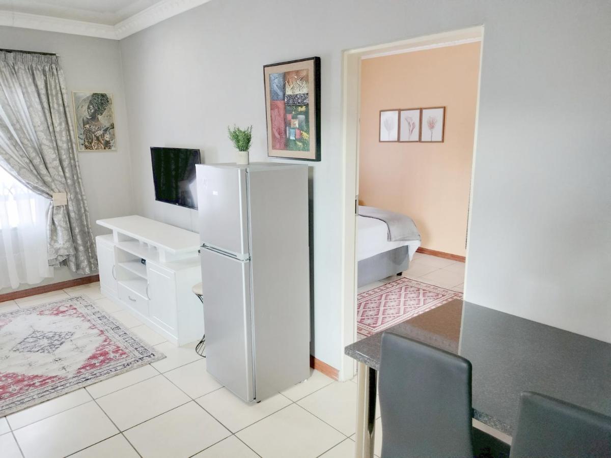 Sunrise Guesthouse Pretoria Luaran gambar