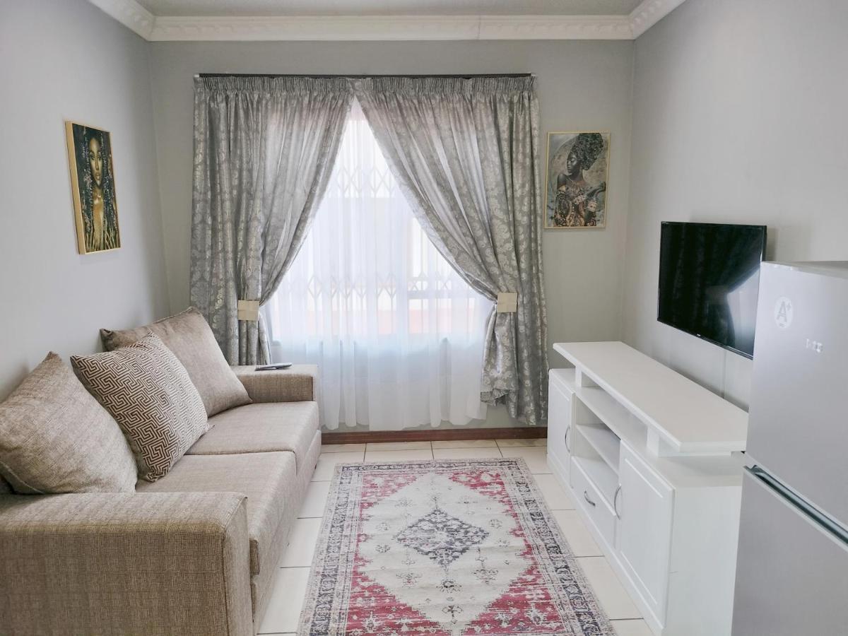 Sunrise Guesthouse Pretoria Luaran gambar